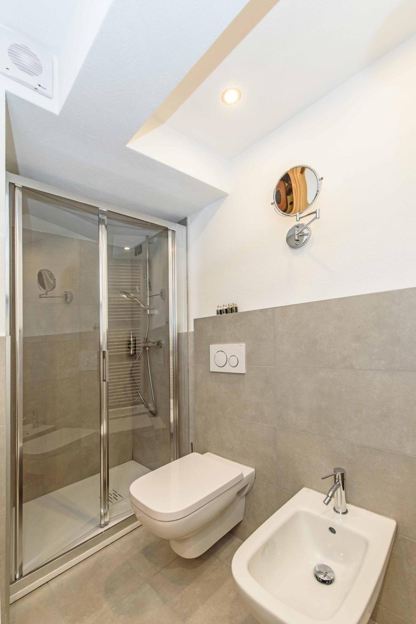 Hotel Des Roses Antey-Saint-André المظهر الخارجي الصورة